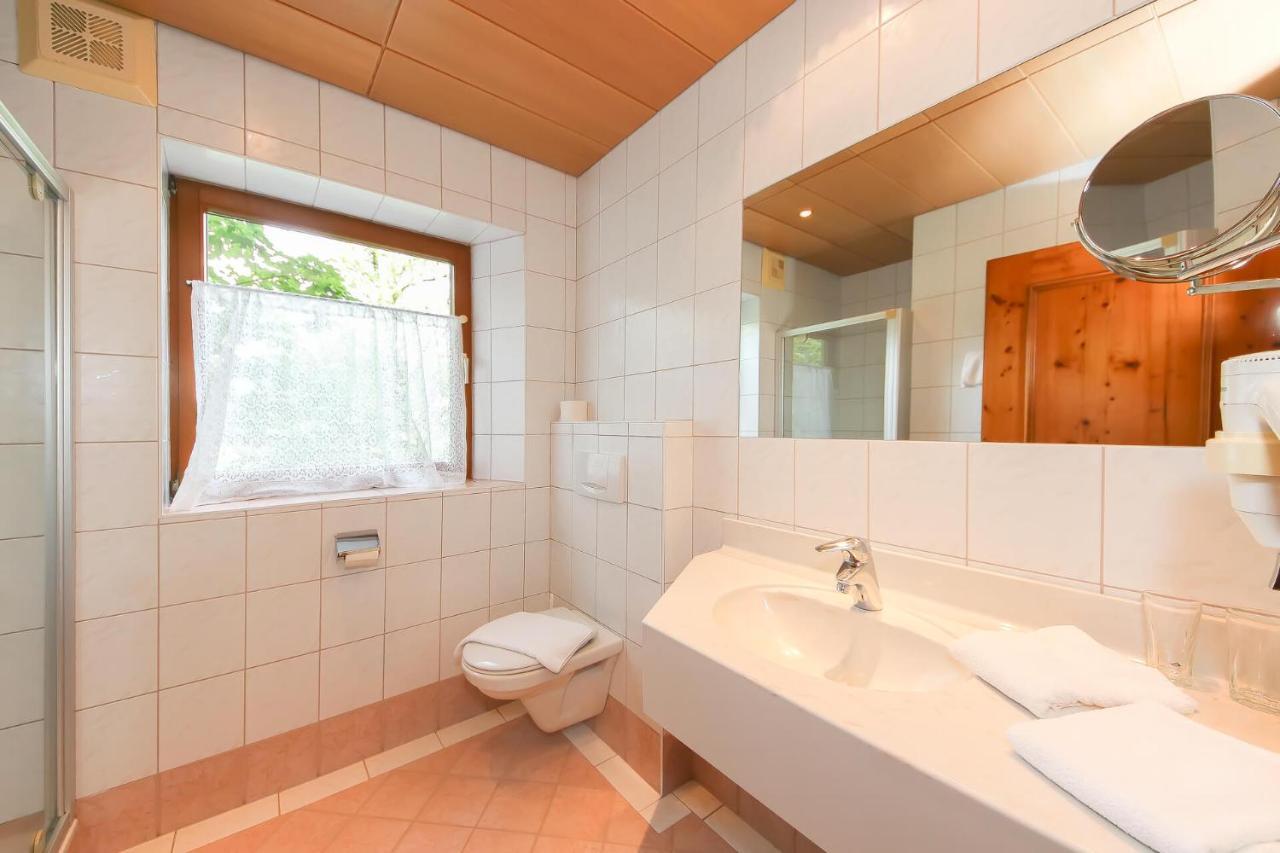 Hotel Dax Лофер Екстериор снимка