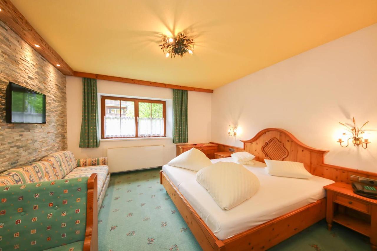Hotel Dax Лофер Екстериор снимка