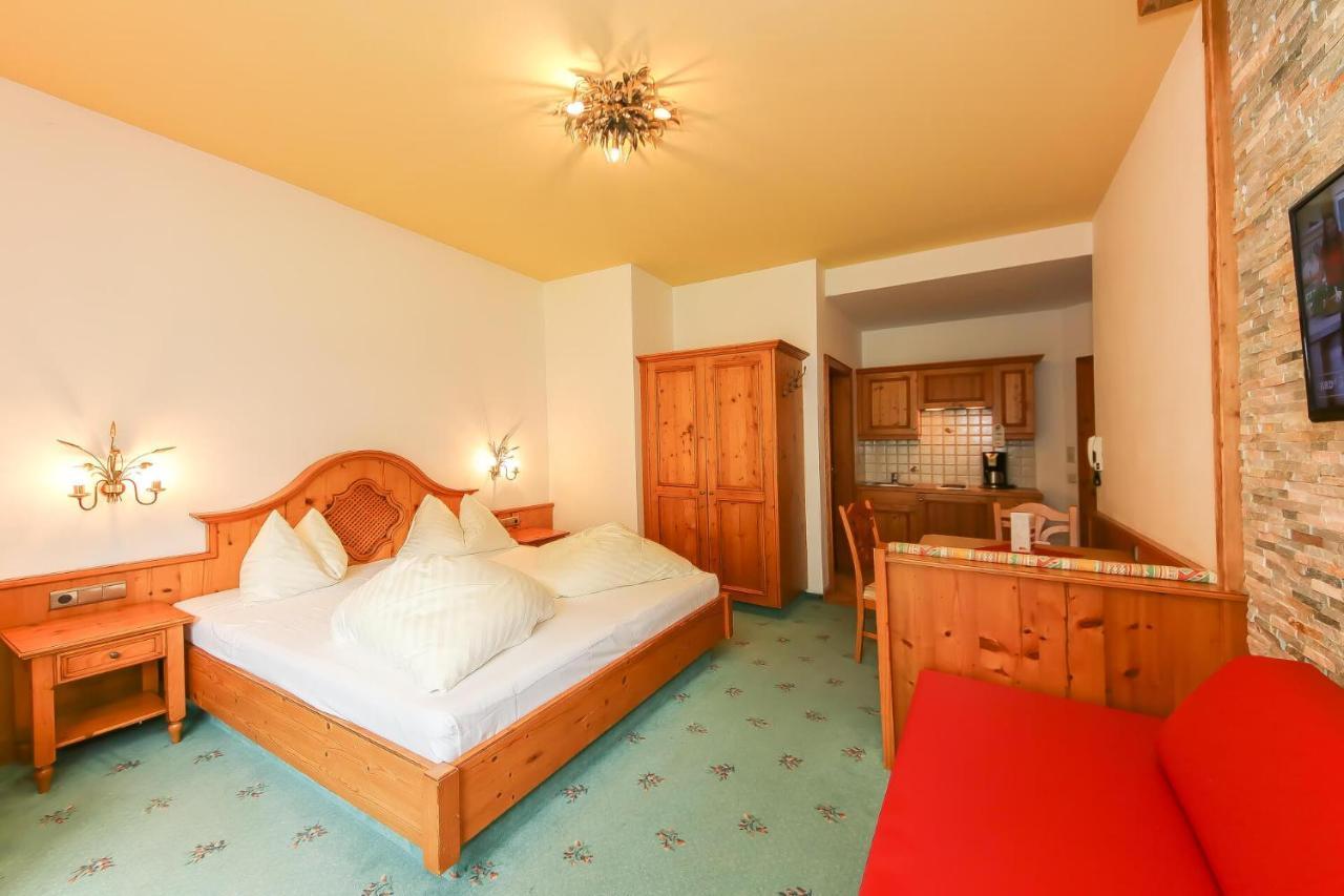 Hotel Dax Лофер Екстериор снимка