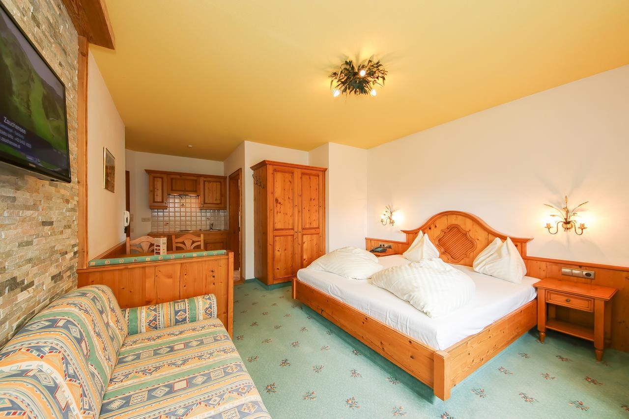 Hotel Dax Лофер Екстериор снимка