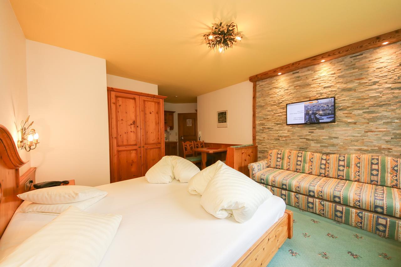 Hotel Dax Лофер Екстериор снимка