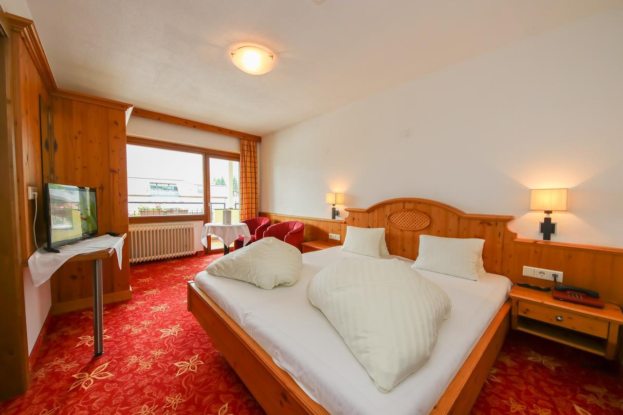 Hotel Dax Лофер Екстериор снимка