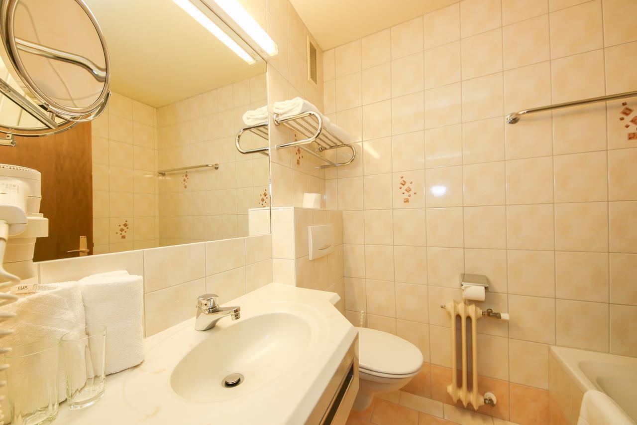 Hotel Dax Лофер Екстериор снимка
